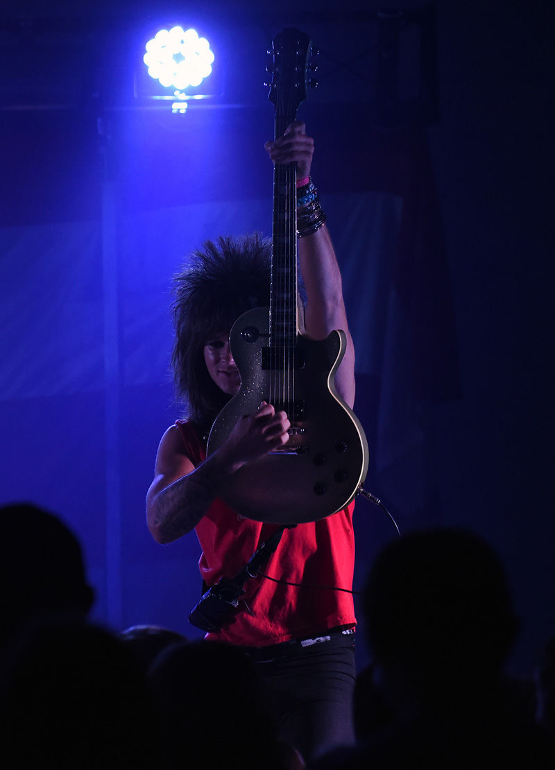 Students bring Velcro Pygmies to Geneva High School